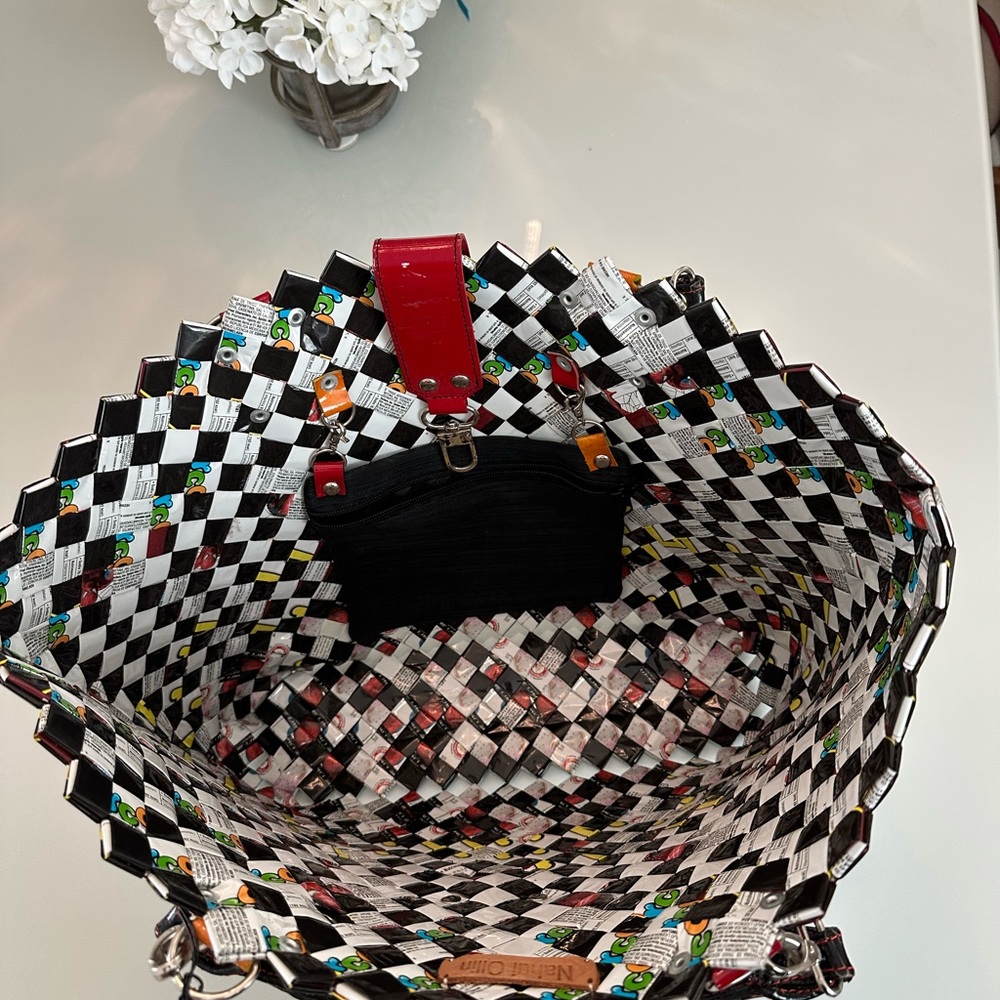 Handmade Handbag - Picture 6 of 9